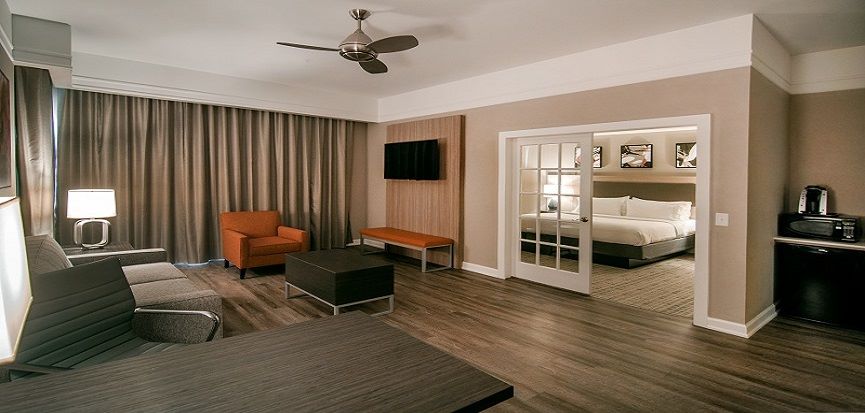 Holiday Inn Baton Rouge College Drive I-10, Louisiana Executive Suite