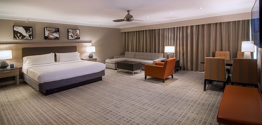 Junior Suite with Garden Tub at Holiday Inn Baton Rouge College Drive I-10, Louisiana